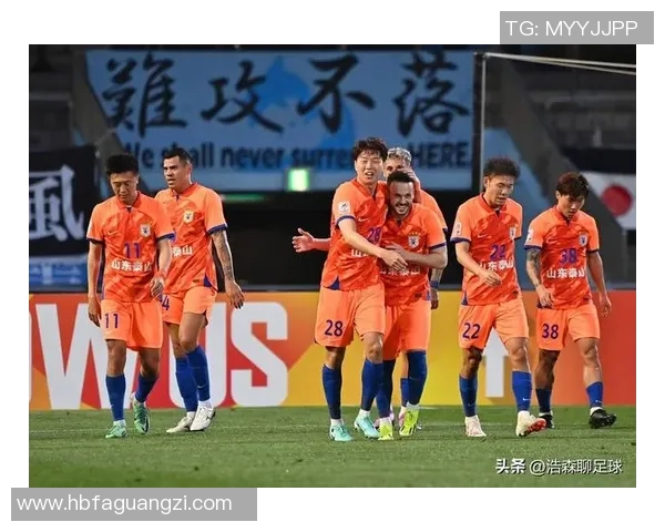 山东泰山迎战上海海港巅峰对决 争锋相对争夺中超积分榜霸主地位 山东泰山迎战上海海港巅峰对决 争锋相对争夺中超积分榜霸主地位