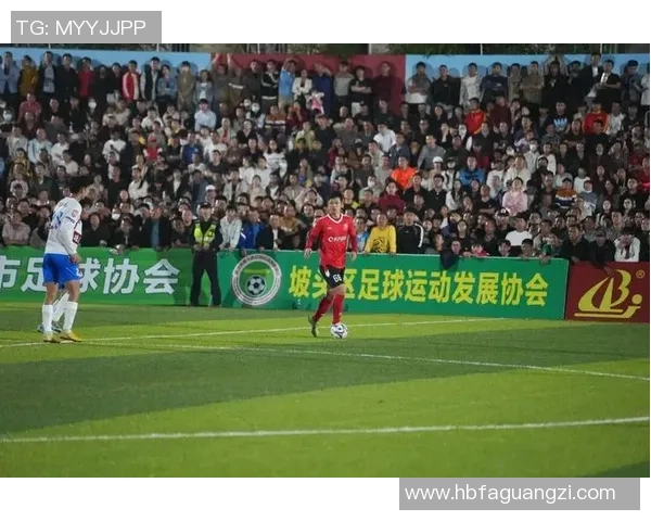 激情绿茵场见证荣耀时刻足球世界的热血与梦想争锋 激情绿茵场见证荣耀时刻足球世界的热血与梦想争锋